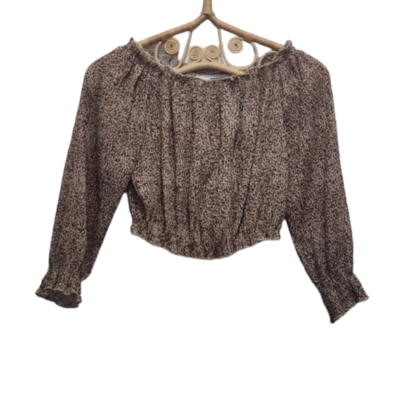 Princess Polly Tops - Princess Polly animal print cropped top size 4